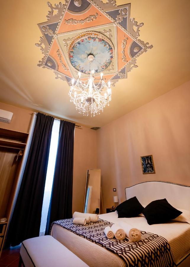 Bed and Breakfast Antica Dimora Deluxe Nápoles Exterior foto