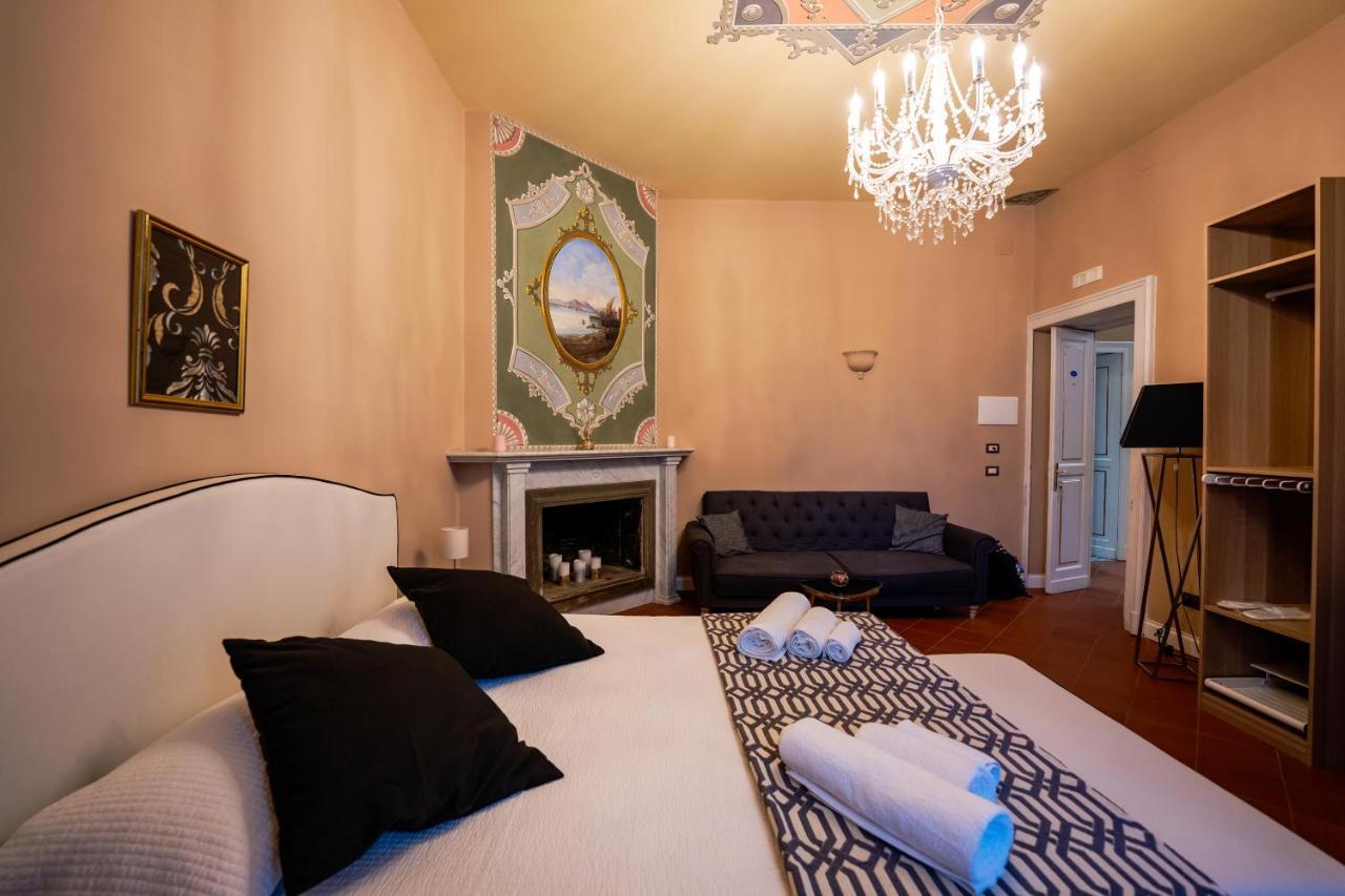 Bed and Breakfast Antica Dimora Deluxe Nápoles Exterior foto
