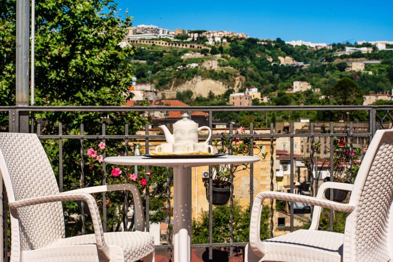 Bed and Breakfast Antica Dimora Deluxe Nápoles Exterior foto