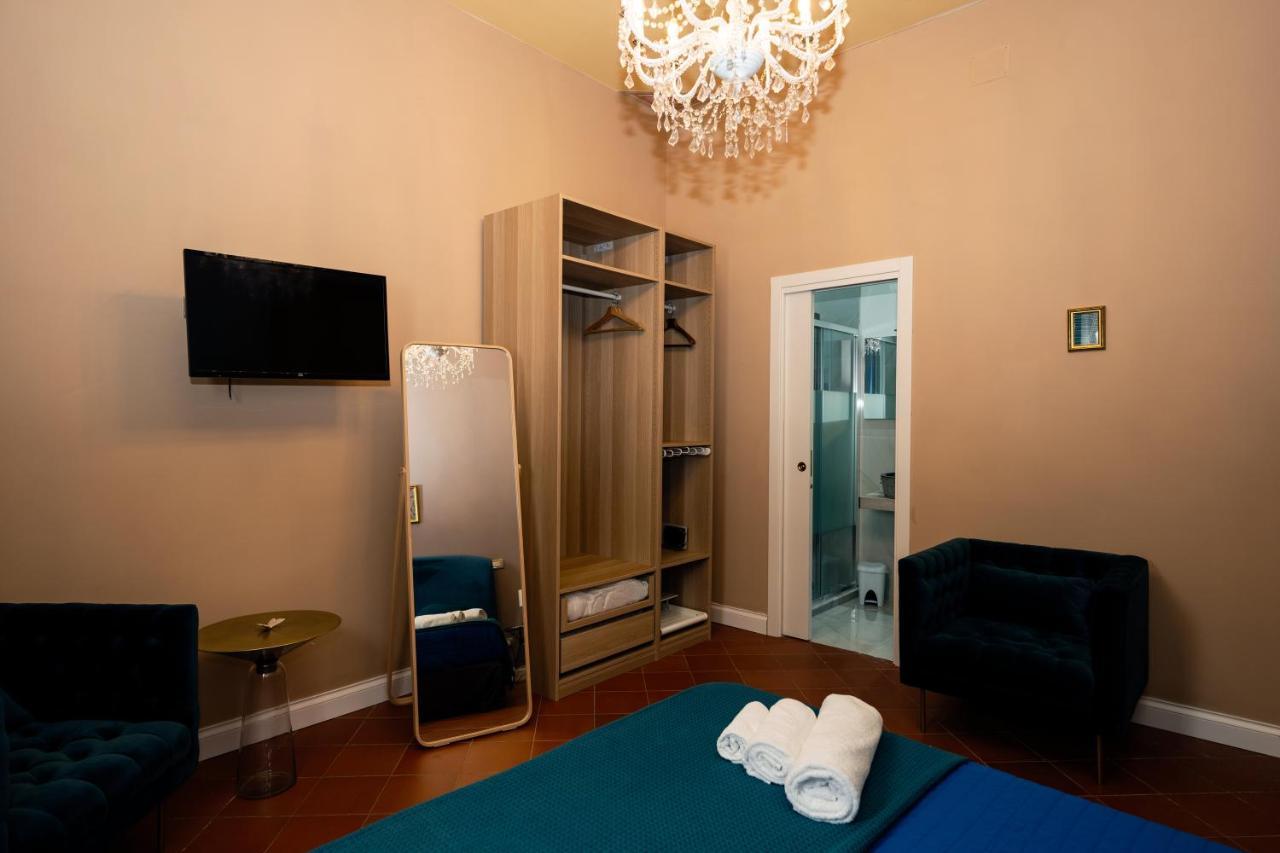 Bed and Breakfast Antica Dimora Deluxe Nápoles Exterior foto